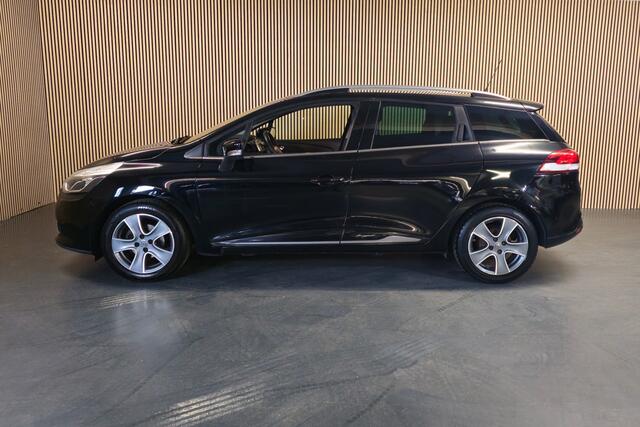 Renault CLIO Estate 0.9 TCe Night&Day - Navi - Cruise - Park. sensoren