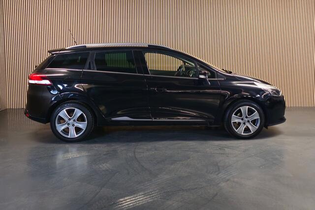 Renault CLIO Estate 0.9 TCe Night&Day - Navi - Cruise - Park. sensoren