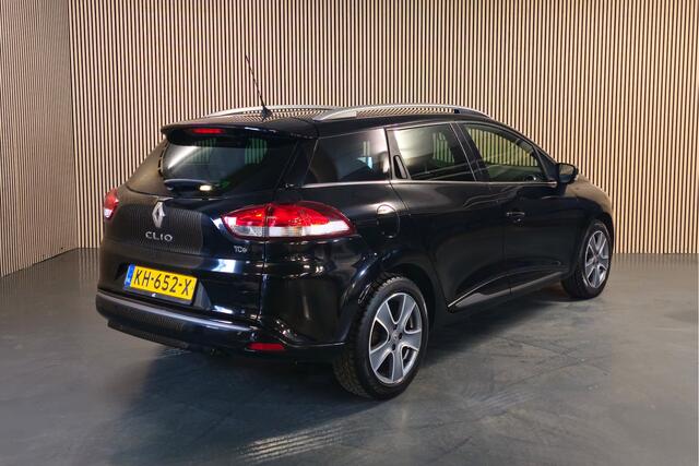 Renault CLIO Estate 0.9 TCe Night&Day - Navi - Cruise - Park. sensoren