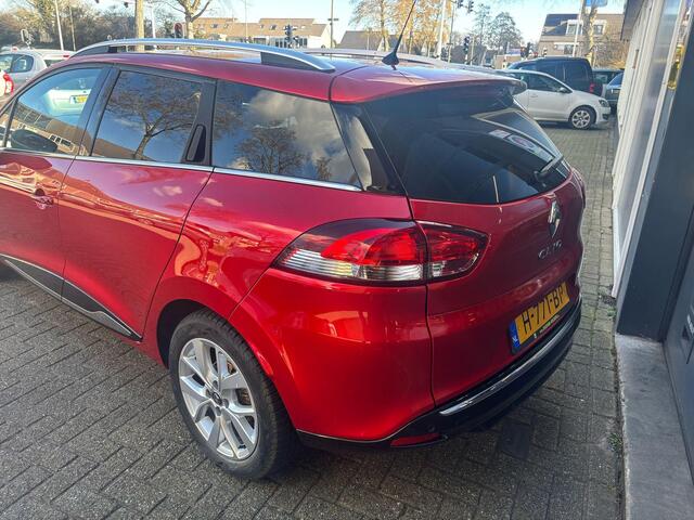 Renault CLIO Estate 0.9 TCe Limited Airco/ Navigatie/ Apple CarPlay/Cruise/Led/ LMV
