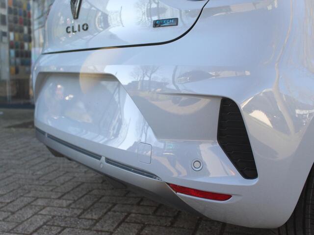 Renault CLIO 1.6 E-Tech Full Hybrid 145 Esprit Alpine AUTOMAAT / NIEUW / DIRECT LEVERBAAR / 9,3'' NAVI / BOSE / CAMERA / ADAPTIVE CRUISE CONTROL / BLINDSPOT / PDC V+A / 17'' LMV