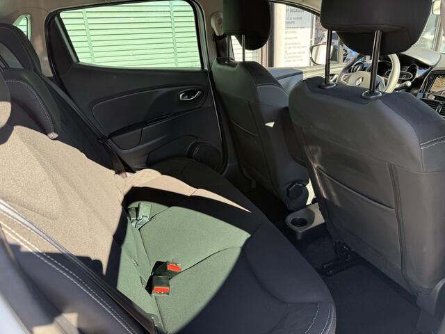 Renault CLIO Limited Tce 90 | trekhaak | keyless entry | Apple Carplay / Android Auto | tijdelijk gratis Top Afleverpakket twv Eur 695