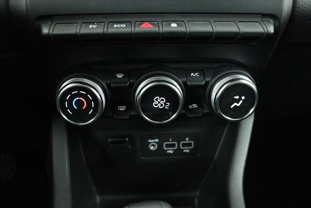 Renault CLIO 1.6 E-Tech Hybrid 140 ZEN | Automaat | Carplay | Full LED | Navigatie | Airco | Cruise control | DAB | Bluetooth