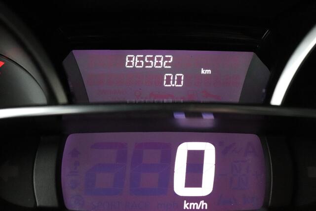 Renault CLIO Estate TCe 90 Night&Day | Airco | Navigatie | Trekhaak |