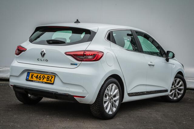 Renault CLIO 1.6 E-Tech Aut. Hybrid 140 Intens Full led/ Navigatie/ Climate control/ Lmv/ Dab/ Cruise control