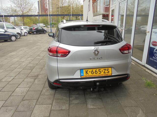 Renault CLIO 1.2 Limited Trekhaak, Achteruitrij hulp, Airconditioning, Boordcomputer, Audiosysteem, Elektrische ramen, Navigatie