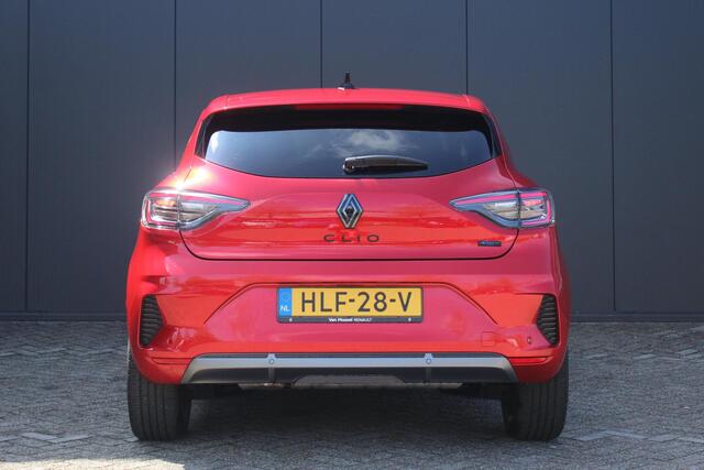 Renault CLIO 1.6 E-Tech Full Hybrid 145Pk esprit Alpine | Google Navigatie | Draadloze Apple & Android Carplay | 360 Parkeersensoren & 360 Camera | Bose Geluidsysteem | Stoel & Stuurverwarming |