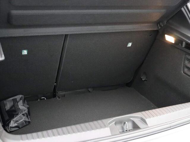 Renault CLIO 1.0 TCe 100Pk Bi-Fuel Techno | Pack Look | Pack Navigatie | Climate Control | 17'' Lm velgen |