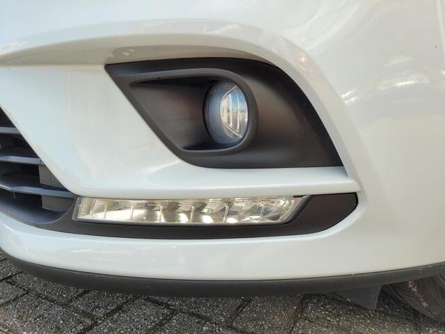 Renault CLIO Estate 0.9 TCe Limited Parkeerhulp/Navigatie/DealerOnderhouden