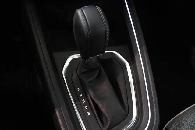Renault CLIO 1.6 E-Tech Full Hybrid 145 techno | Camera | Navigatie | Apple Carplay Android Auto | Cruise control | Parkeersensor |