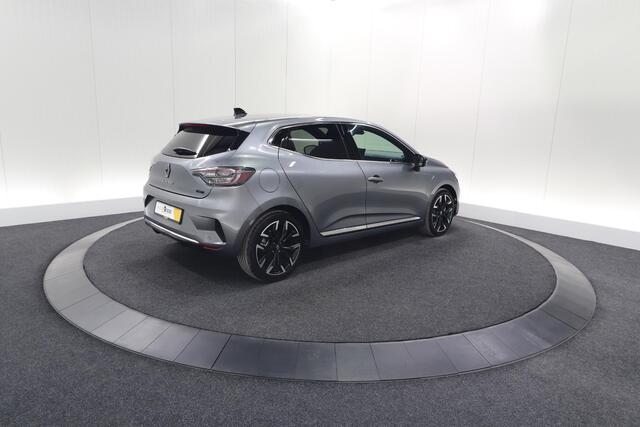 Renault CLIO 1.6 E-Tech Full Hybrid 145 Techno | 360 Camera | Bose Audio | Stoelverwarming | 9.3 Inch Groot Scherm