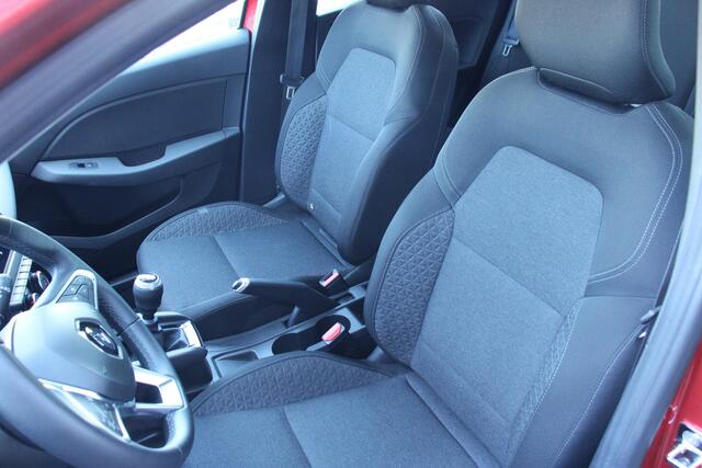 Renault CLIO 1.0 TCe Zen 40DKM, NAVI, PARKEERSENSOREN