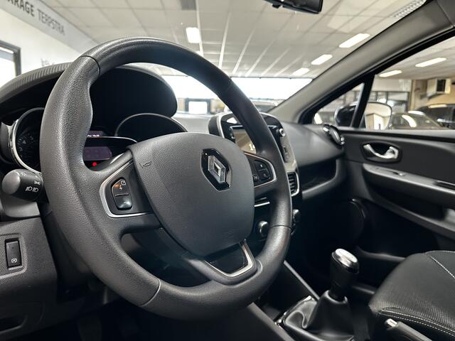 Renault CLIO Estate 0.9 TCe Zen/ Trekhaak/ DAB+/ Apple + Android/ Navi/ Airco/ Cruise/ Elek. pakket/ Isofix/ Bluetooth/ Multi. Stuur/ Dakrails/ LED Dagrijverl.