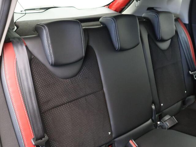 Renault CLIO TCe 90pk Intens | Bose Audio | Achteruitrijcamera | ABD Onderhouden |