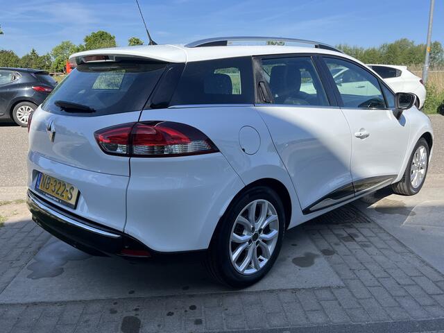 Renault CLIO Estate 1.5 dCi Ecoleader Intens / Keyless / PDC. Achter / Climate / Navi / LMV /
