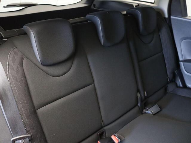 Renault CLIO Estate TCe 90pk Limited | Trekhaak | Navigatie | Pakeersensoren Achter | ABD Onderhouden |