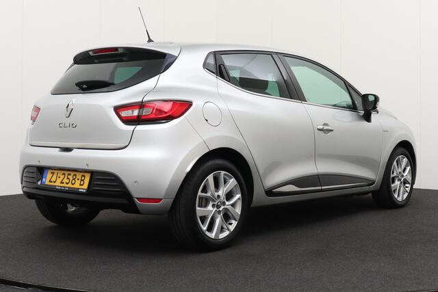 Renault CLIO 0.9 TCe 90 PK Limited Carplay Navi Keyless Park. Sens LED