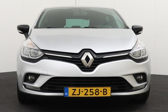 Renault CLIO 0.9 TCe 90 PK Limited Carplay Navi Keyless Park. Sens LED