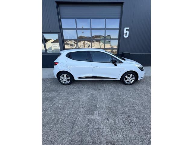 Renault CLIO 1.2 16V