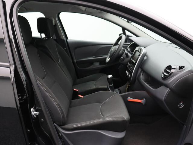 Renault CLIO Estate TCe 90pk Zen | Trekhaak | Navigatie | Airco | Cruise control | Parkeersensoren achter |