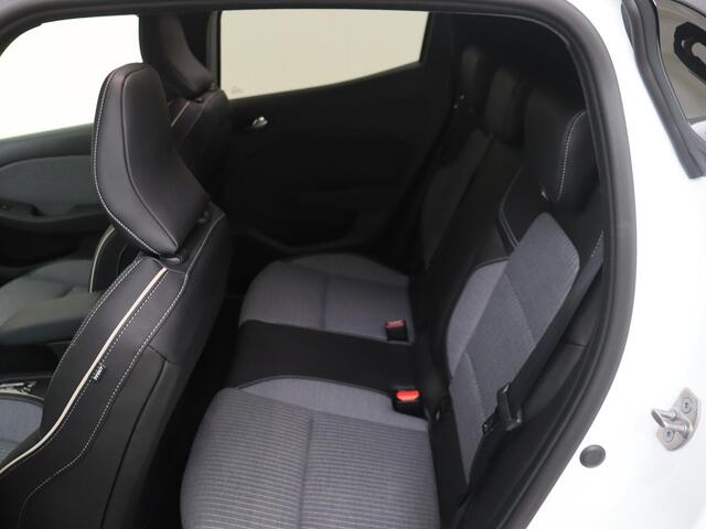 Renault CLIO 1.6 E-Tech Full Hybrid 145PK techno | 360 Camera | Stoelverwarming | Navigatie | Climate Control | Carplay | Lichtmetalen velgen 16"