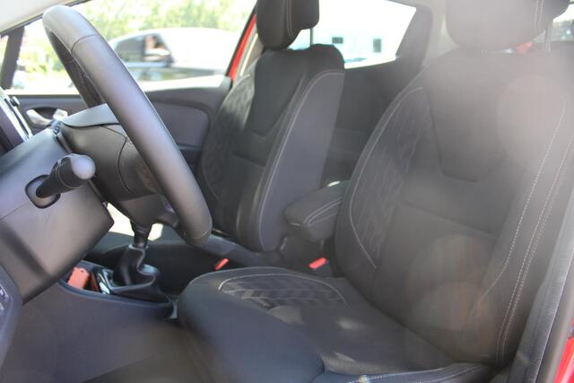 Renault CLIO 0.9 TCe Limited | NAVIGATIE | PARKEERSENSOREN | AIRCONDITIONING | CRUISE CONTROL | APPLE CARPLAY & ANDROID AUTO