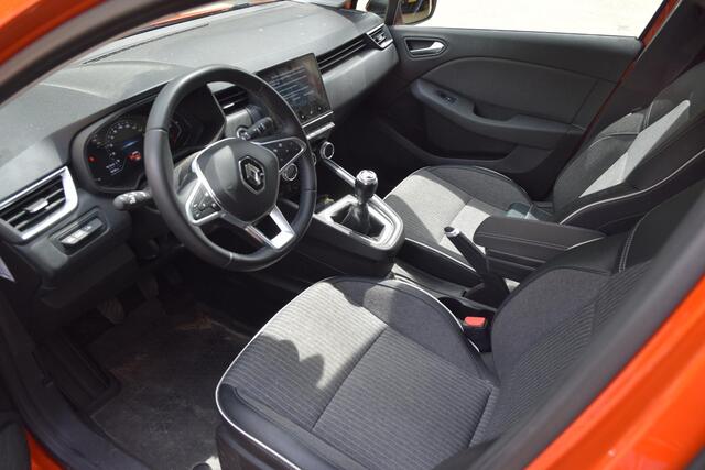 Renault CLIO 1.0 TCe Intens 5drs met Nav/Cam/Lmv/Ecc