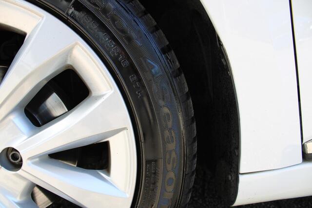 Renault CLIO 1.0 TCe Intens