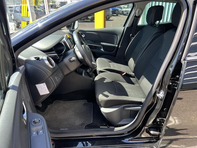 Renault CLIO 0.9 TCe ECO Night&Day | Trekhaak | 100% dealer onderhouden | Navigatie | Parkeersensoren | Airco | Lichtmetaal |