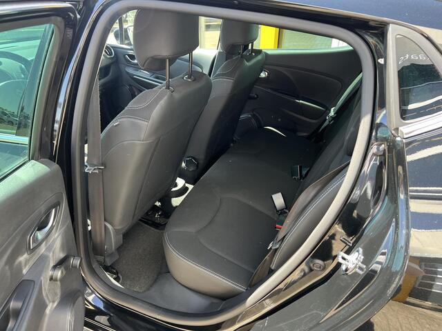 Renault CLIO 0.9 TCe ECO Night&Day | Trekhaak | 100% dealer onderhouden | Navigatie | Parkeersensoren | Airco | Lichtmetaal |