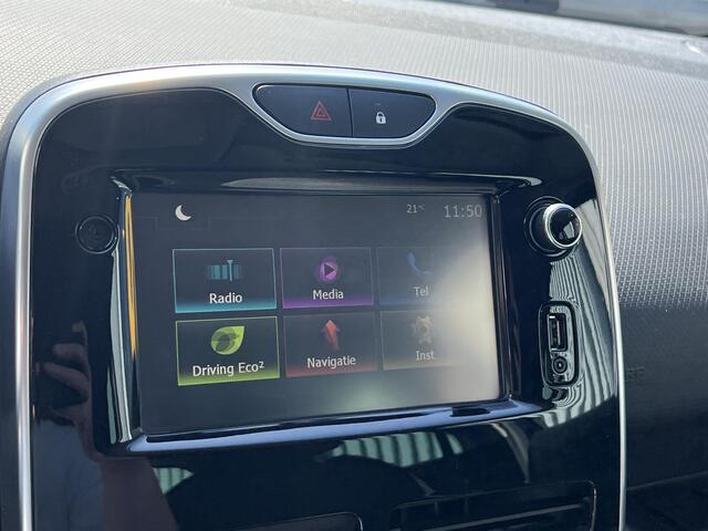 Renault CLIO 0.9 TCe ECO Night&Day | Trekhaak | 100% dealer onderhouden | Navigatie | Parkeersensoren | Airco | Lichtmetaal |