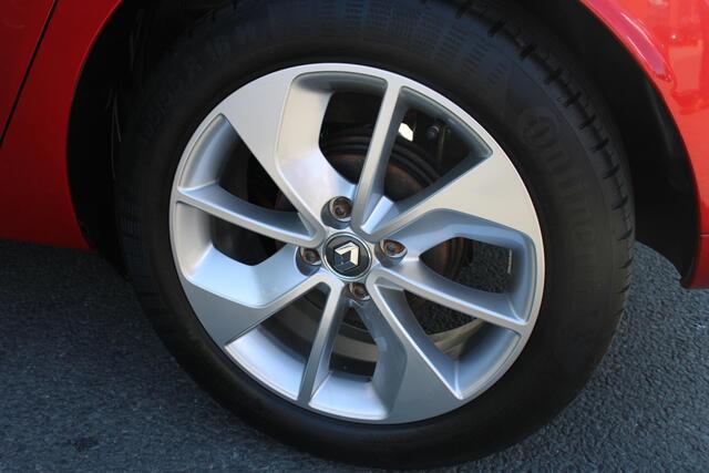 Renault CLIO 0.9 TCe Limited | NAVIGATIE | PARKEERSENSOREN | LM VELGEN | AIRCONDITIONING | CRUISE CONTROL | BLUETOOTH
