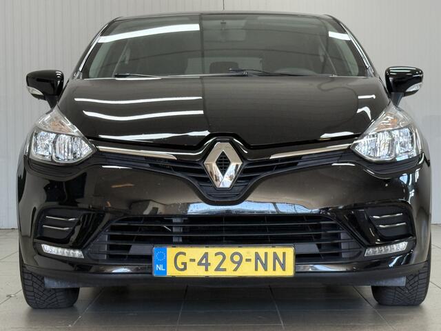 Renault CLIO 1.2 16V /4-Cilinder! /Trekhaak! /DAB+! /Navi /Airco /Cruise /Elek. pakket /Bluetooth /AUX & USB /LED Dagrijverl. /Extra getint glas /Isofix.