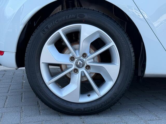 Renault CLIO TCe 90 Limited Navi Airco Bluetooth Cruise