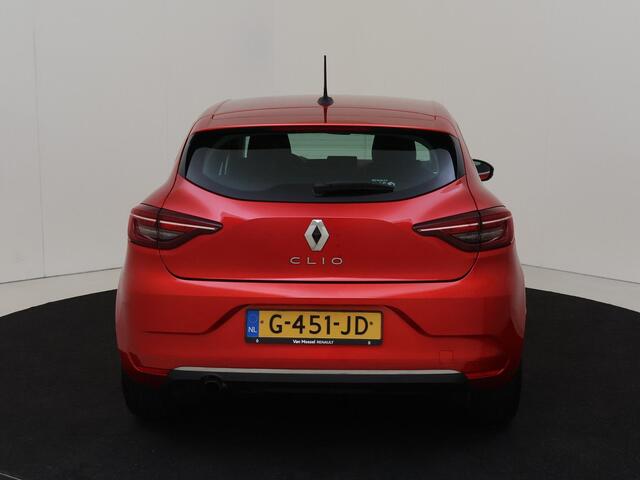 Renault CLIO 1.0 TCe 100Pk Intens | Navigatie met Groot Scherm | Cruise Control | Apple & Android Carplay | Parkeersensoren & Camera | Climate Control | Bluetooth | Lichtmetalen Velgen | Armsteun Voor |