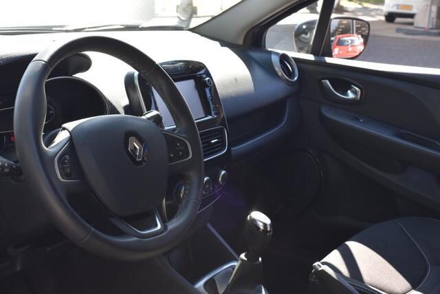 Renault CLIO 0.9 TCe Limited Airco | Navigatie | 100% Onderhouden 12 mnd BOVAG garantie Whatsapp 06-53188999