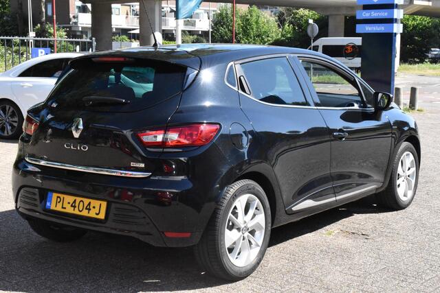 Renault CLIO 0.9 TCe Limited Airco | Navigatie | 100% Onderhouden 12 mnd BOVAG garantie Whatsapp 06-53188999