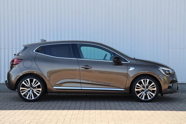 Renault CLIO 1.6 E-Tech Hybrid 140 Initiale Paris | Bose | Leder | Stoel-/Stuurverwarming | Navigatie | Cruise Control | Camera