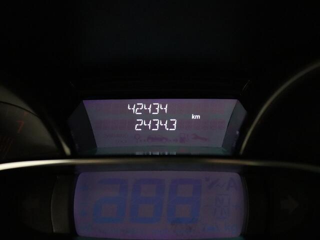 Renault CLIO 90pk TCe Life Airco | Radio | Cruise | Trekhaak
