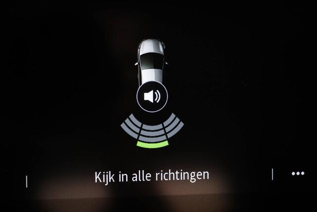 Renault CLIO 1.0 TCe Intens | LED | DAB | APPLE
