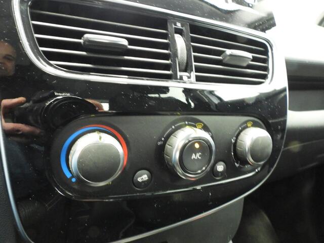 Renault CLIO Estate 0.9 TCe Zen NAVI/AIRCO/CRUISE/BLUETOOTH!