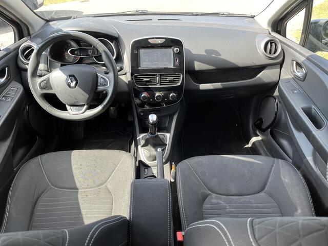 Renault CLIO Estate 1.5 dCi Ecoleader Limited / 16'' LMV / PDC. Achter / Armsteun / Cruise / Airco /