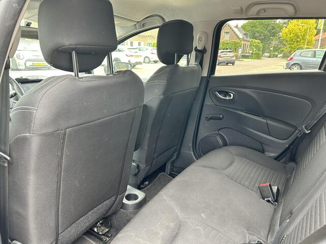 Renault CLIO Estate 0.9 TCe Limited | navigatie | Trekhaak | Bluetooth | Cruise control | parkeersensoren