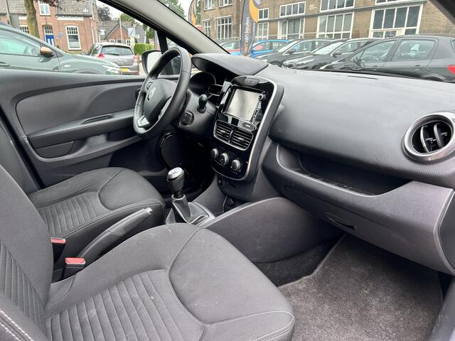 Renault CLIO Estate 0.9 TCe Limited | navigatie | Trekhaak | Bluetooth | Cruise control | parkeersensoren