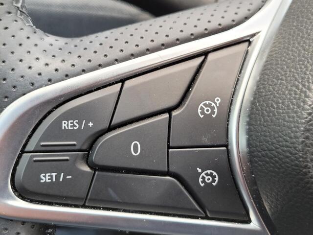 Renault CLIO 1.6 E-Tech Full Hybrid 145 techno