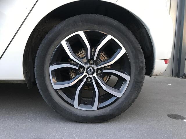 Renault CLIO 1.2 TCe Intens Automaat Zeer lage km!