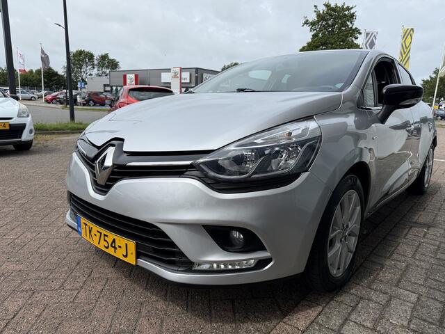 Renault CLIO Limited Tce 90 | keyless entry | parkeersensor | tijdelijk gratis Top Afleverpakket twv Eur 695