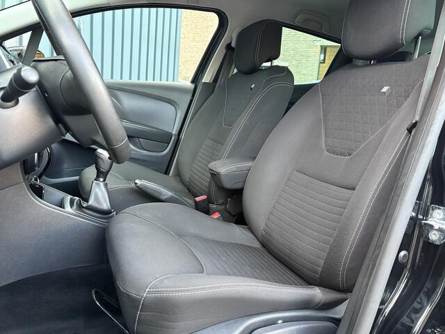 Renault CLIO 0.9 TCe Limited | Parkeersensoren | Cruisecontrol | Airco | Lm-Velgen | Prijs Rijklaar!!