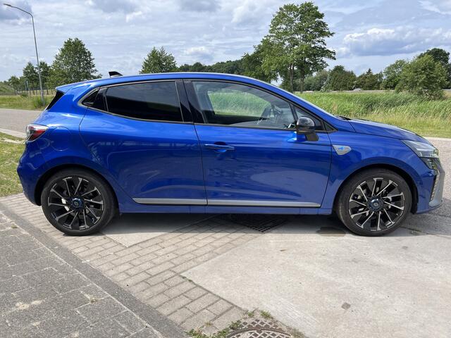 Renault CLIO 1.6 E-Tech Full Hybrid esprit Alpine / 145 PK / Trekhaak / Apple Carplay - Android Auto / Stoelverw.+ Stuurverw. / Camera / 17'' LMV /