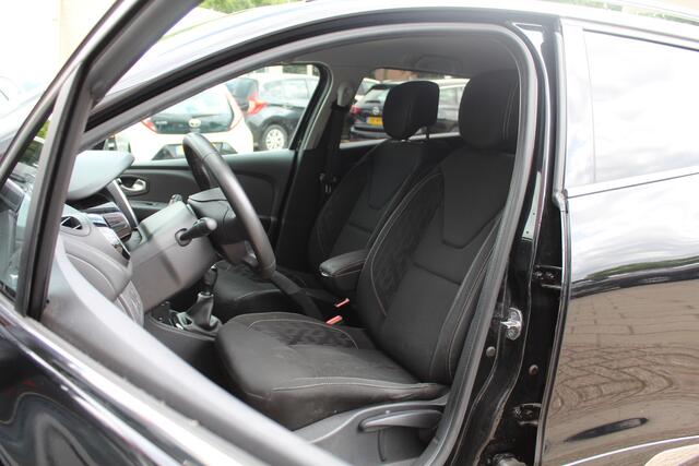 Renault CLIO Estate 0.9 TCe Limited//Navi//Airco!